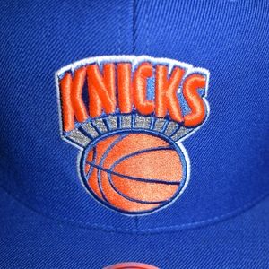 New York Knicks Mitchell & Ness NBA Snapback Cap